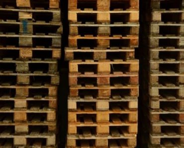 Pallet Projects: 7 Things You Can Build For Free