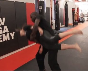Women Self Defense – How to Escape a lift from behind Tutorial