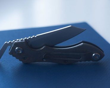 Which Knives Make The Cut? My Review Process
