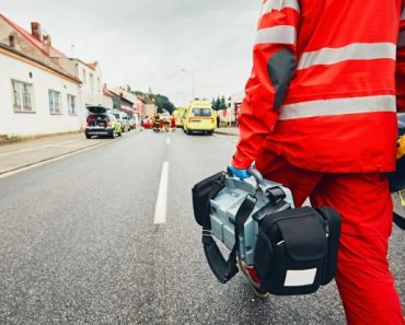 Short-Term vs. Long-Term Survival | Survivopedia