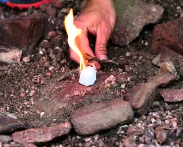 S.O.L.- How To Build A Fire With All-Weather Fire Cubes