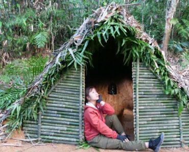 SURVIVAL VIKING HUD BUSHCRAFT SHELTER FIRE INSIDE COOKING ALONE IN THE WOODS FREE LIFE