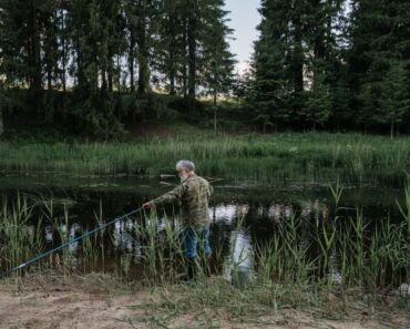 Survival Fishing: 8 Ways to do It