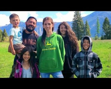 Family Gives Full Tour of Their 20 Acre Off Grid Property In North Idaho