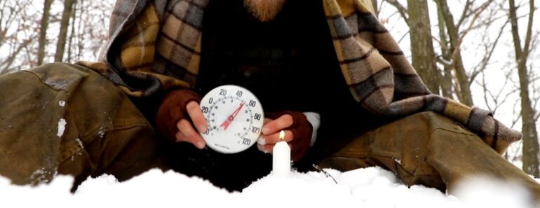 Learn the Trick this Survivalist uses to stay warm! Winter Survival, Survival Hacks, Survival Tips Learn the Trick this Survivalist uses to stay warm! Winter Survival, Survival Hacks, Survival Tips