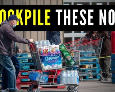10 FOOD Items To BUY & STOCKPILE NOW (BULK Buy) | Prepping for FOOD SHORTAGES 2023