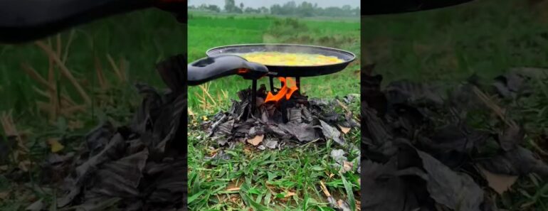 Survival skills #bushcraft #survival #camping #outdoors #forest #shorts Survival skills #bushcraft #survival #camping #outdoors #forest #shorts